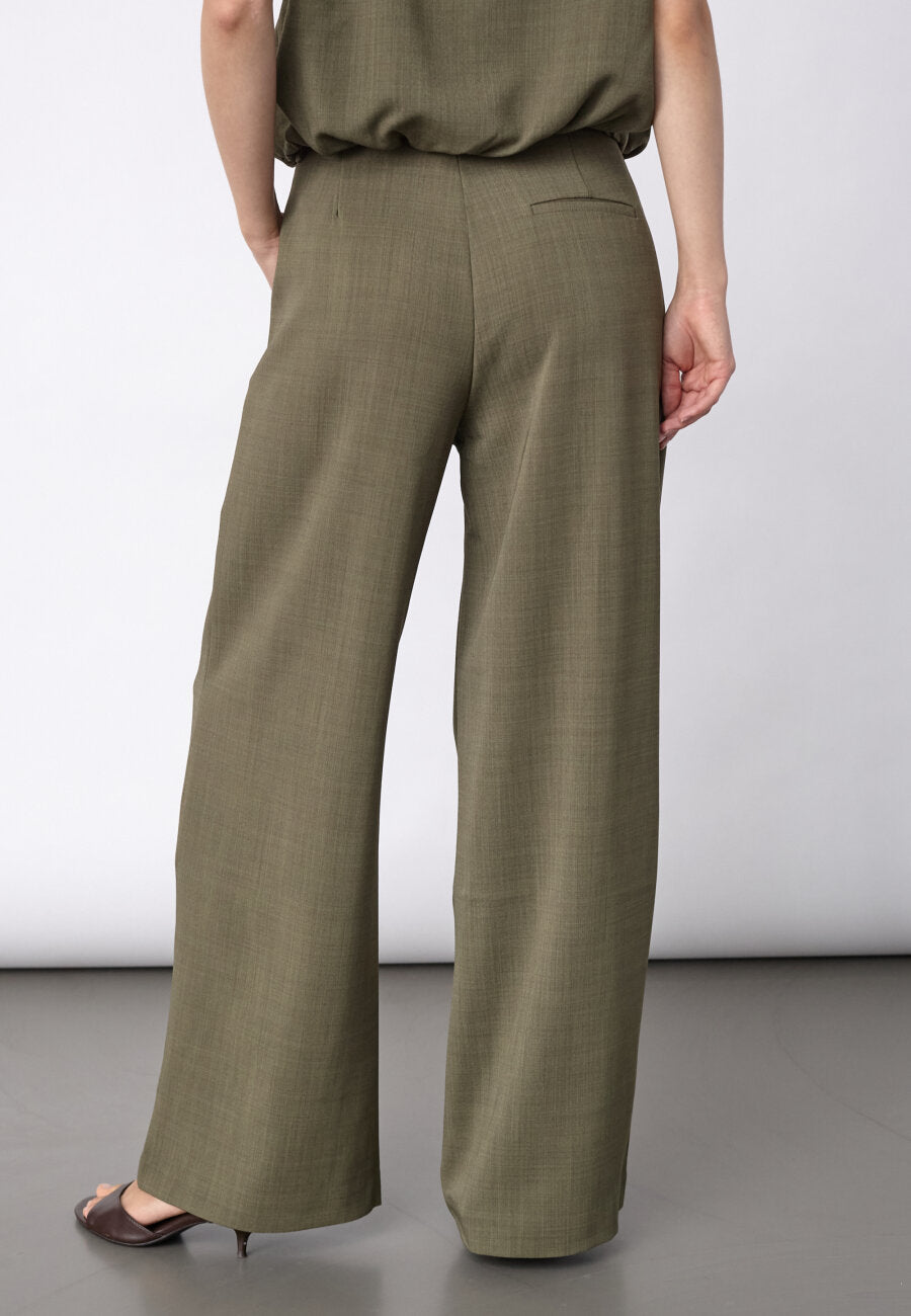 Great khaki pants