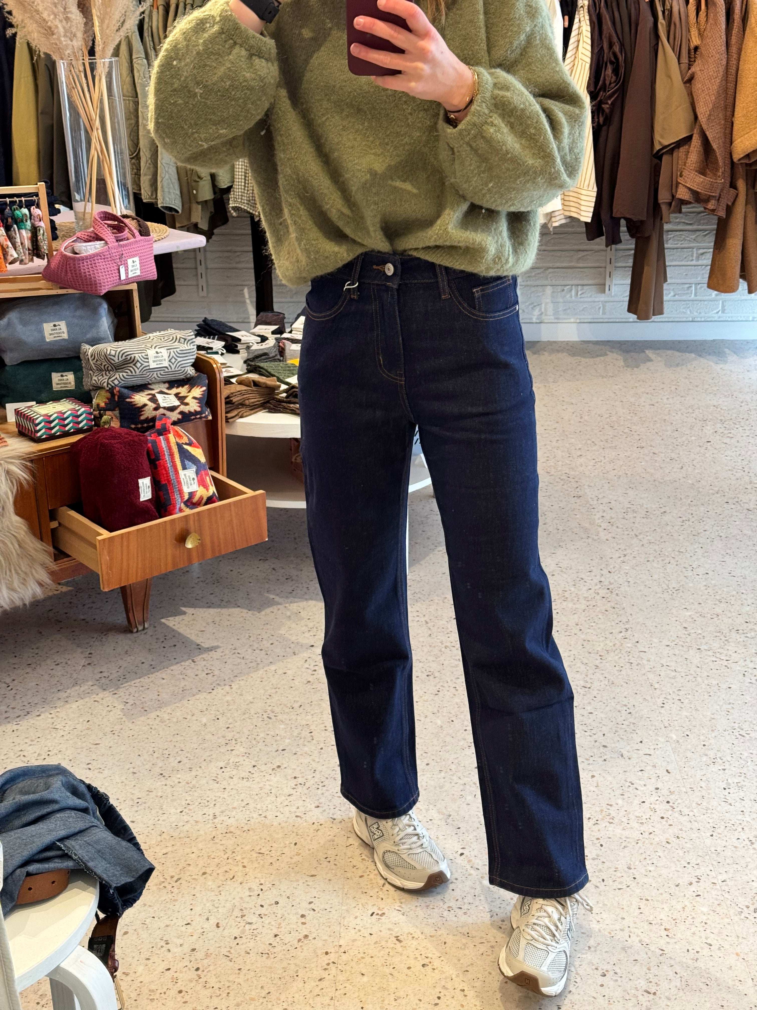 Jeans - high waist ankle straight