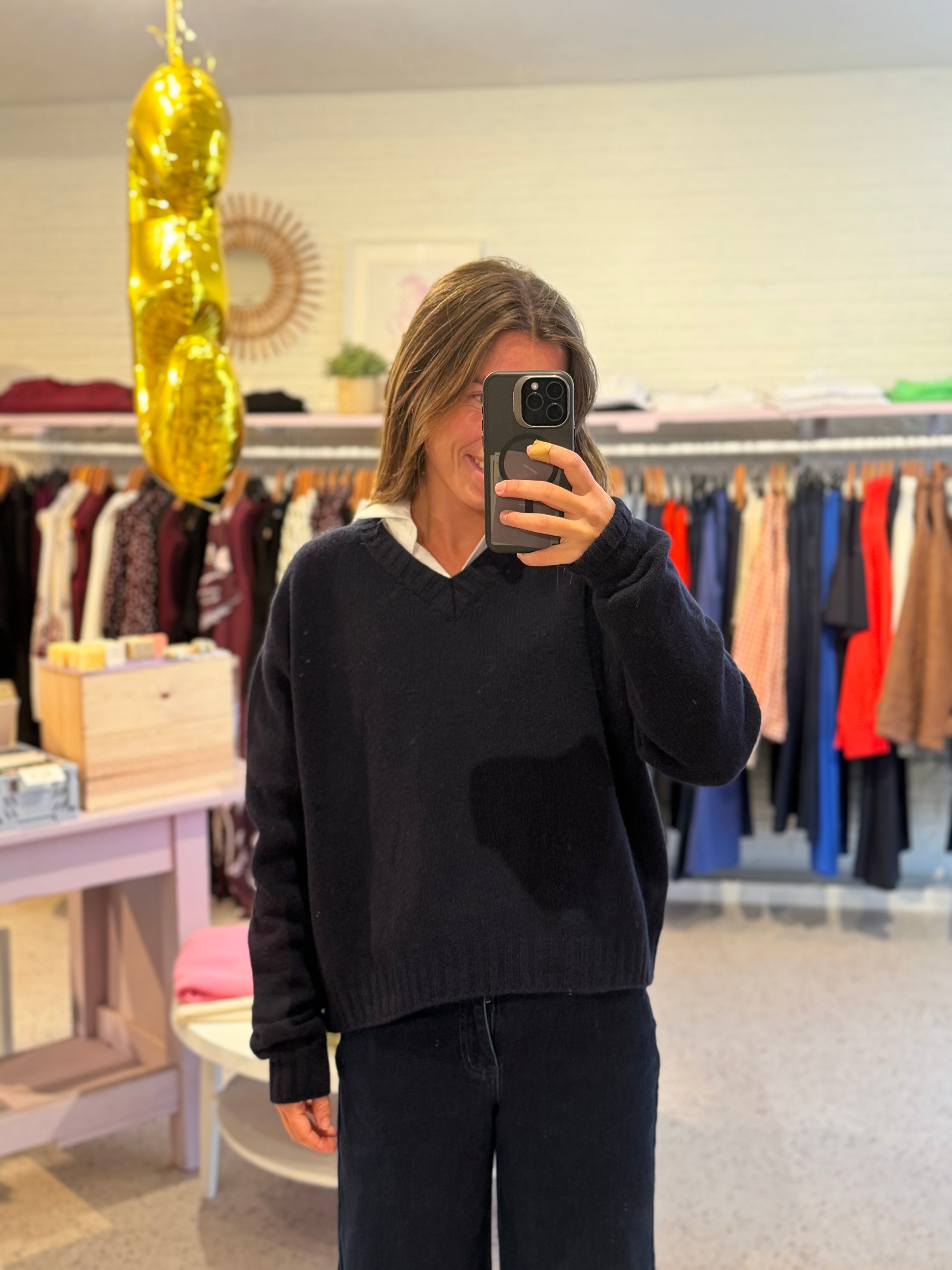 Navy merino pull