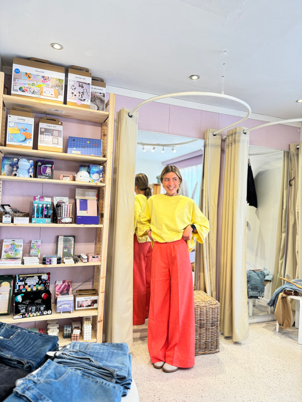 Louai red pants