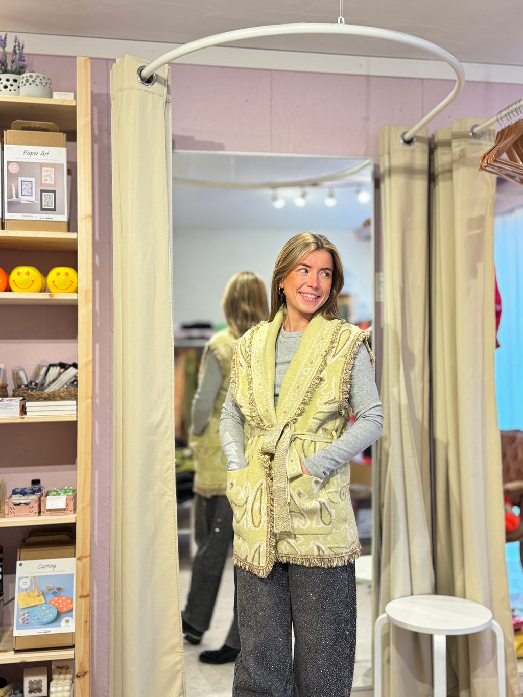 Nindi yellow gilet